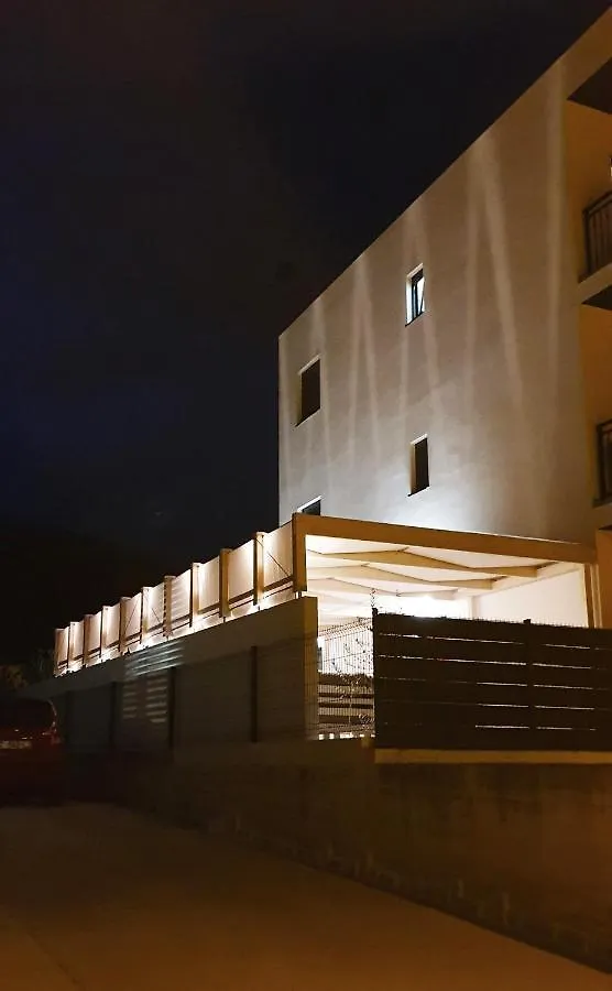 Apartment Kate Trogir 0*,
