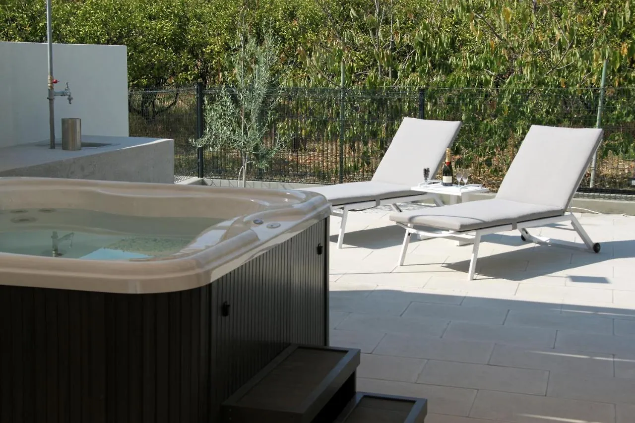 Apartment Kate Trogir 0*,